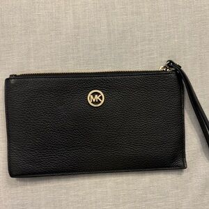 Michael Kors Wristlet/Clutch Black Leather